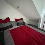 Remise Apartment *